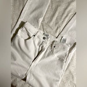 Abercrombie white skinny jeans